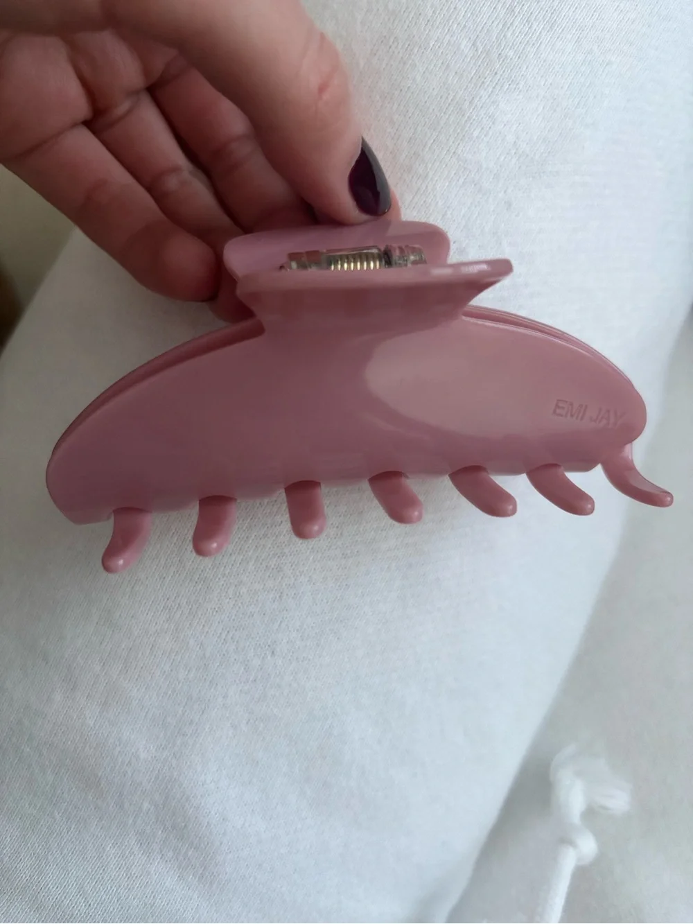 Emi Jay big effing hair claw clip in baby mauve